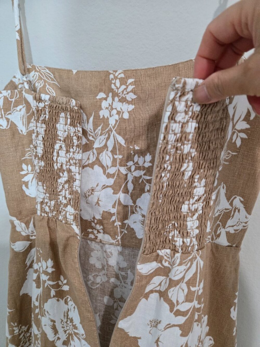 Reformation Frankie Linen Midi Dress size 6 Dune Floral Beige - Picture 8 of 17